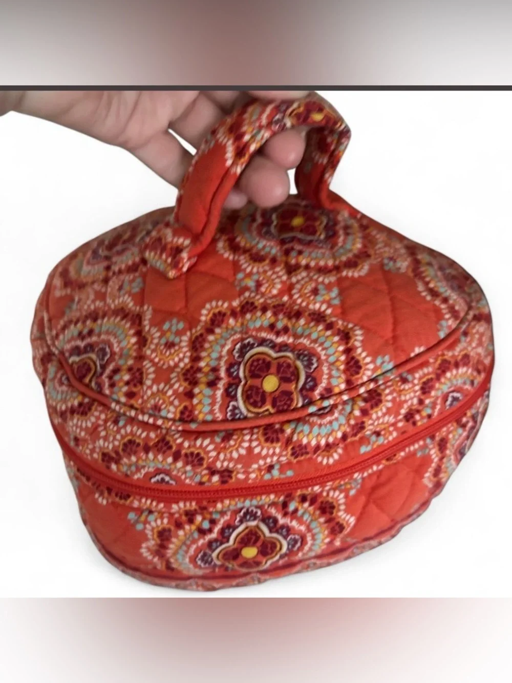 Vera Bradley Circular Cosmetic Travel Red Case